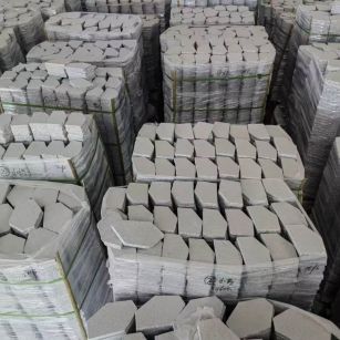 柳州芝麻白石材冰裂纹，碎拼。