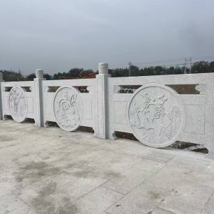 柳州芝麻白河道栏杆 石材栏杆