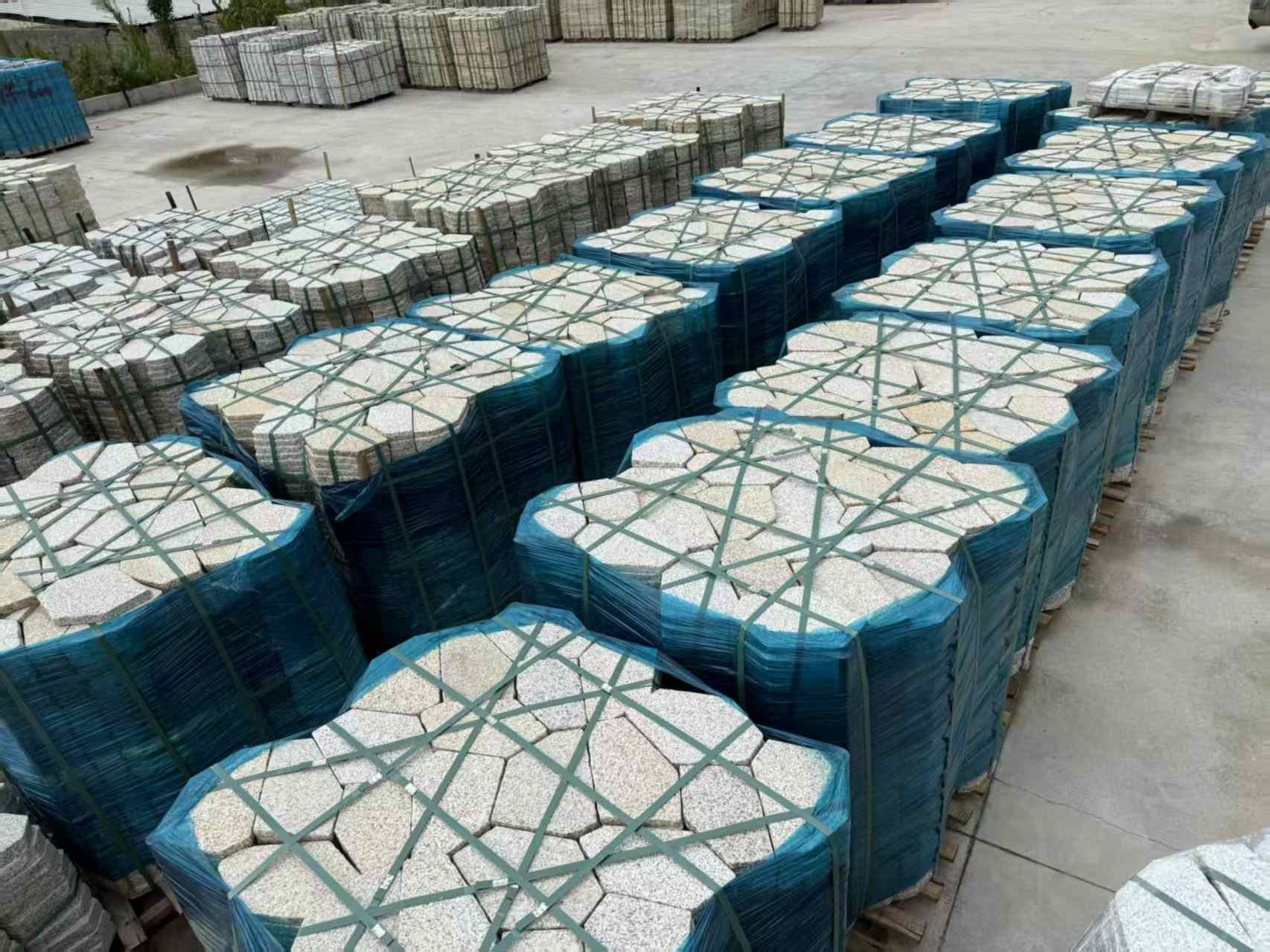 柳州黄金麻冰裂纹 碎拼