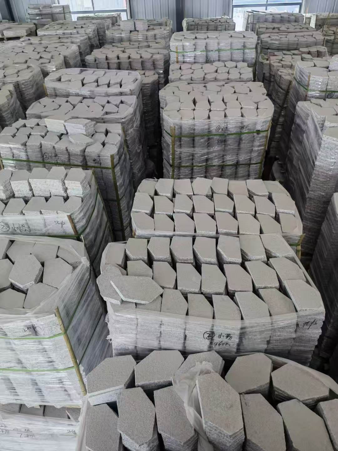 柳州芝麻白石材冰裂纹，碎拼。