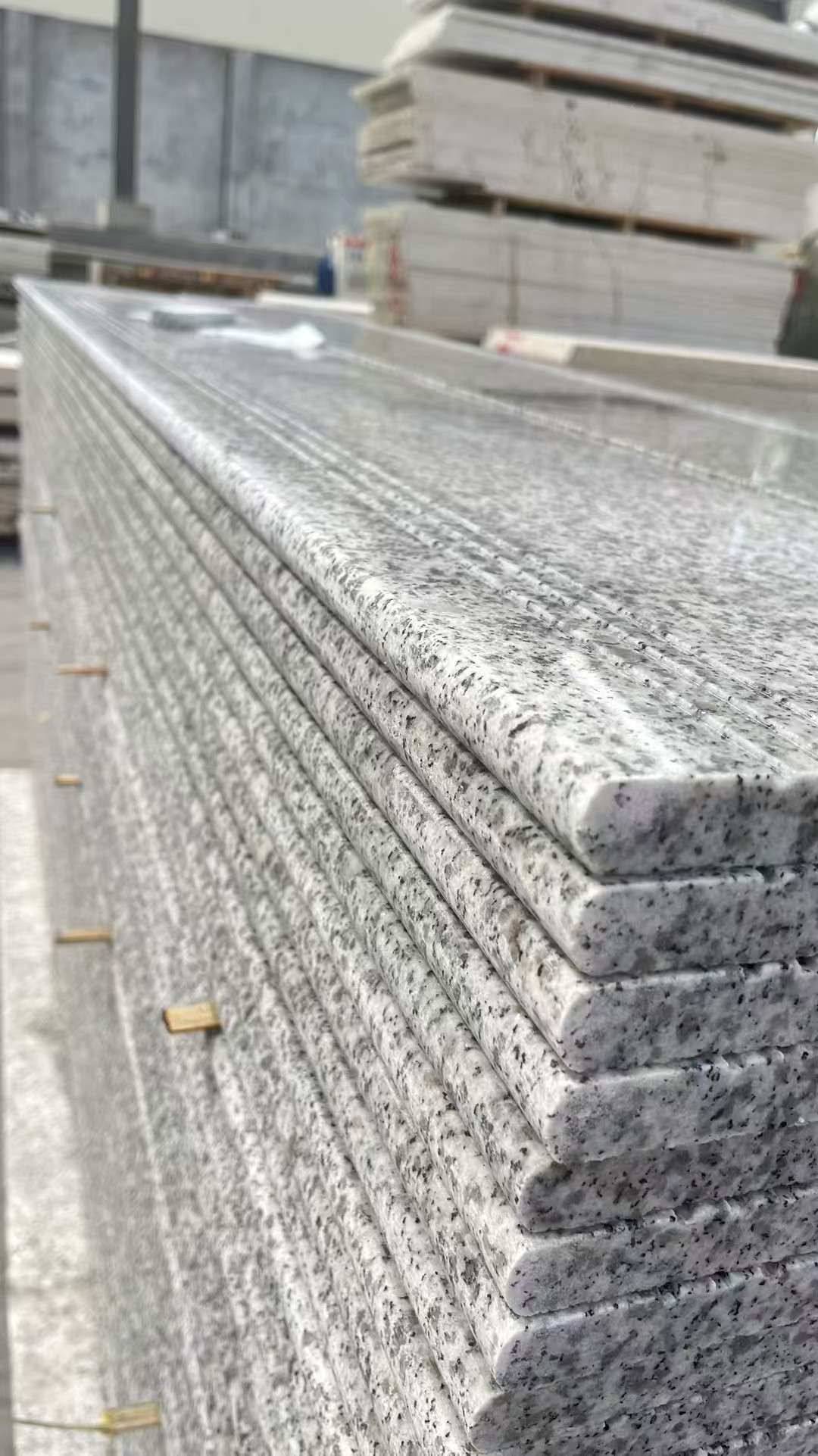 柳州芝麻白楼梯踏步 花岗岩楼梯板材
