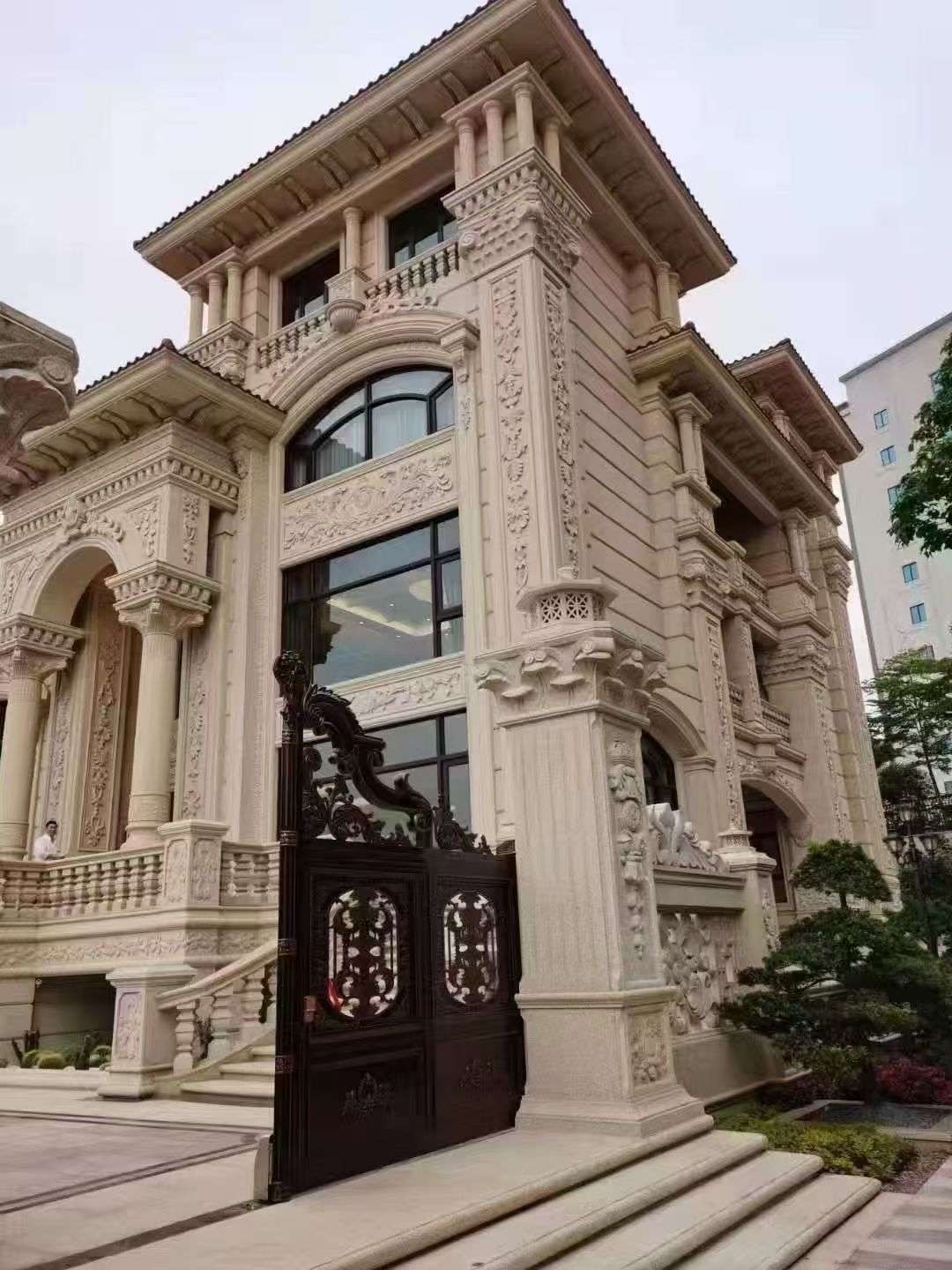 柳州黄金麻别墅外墙异形定制