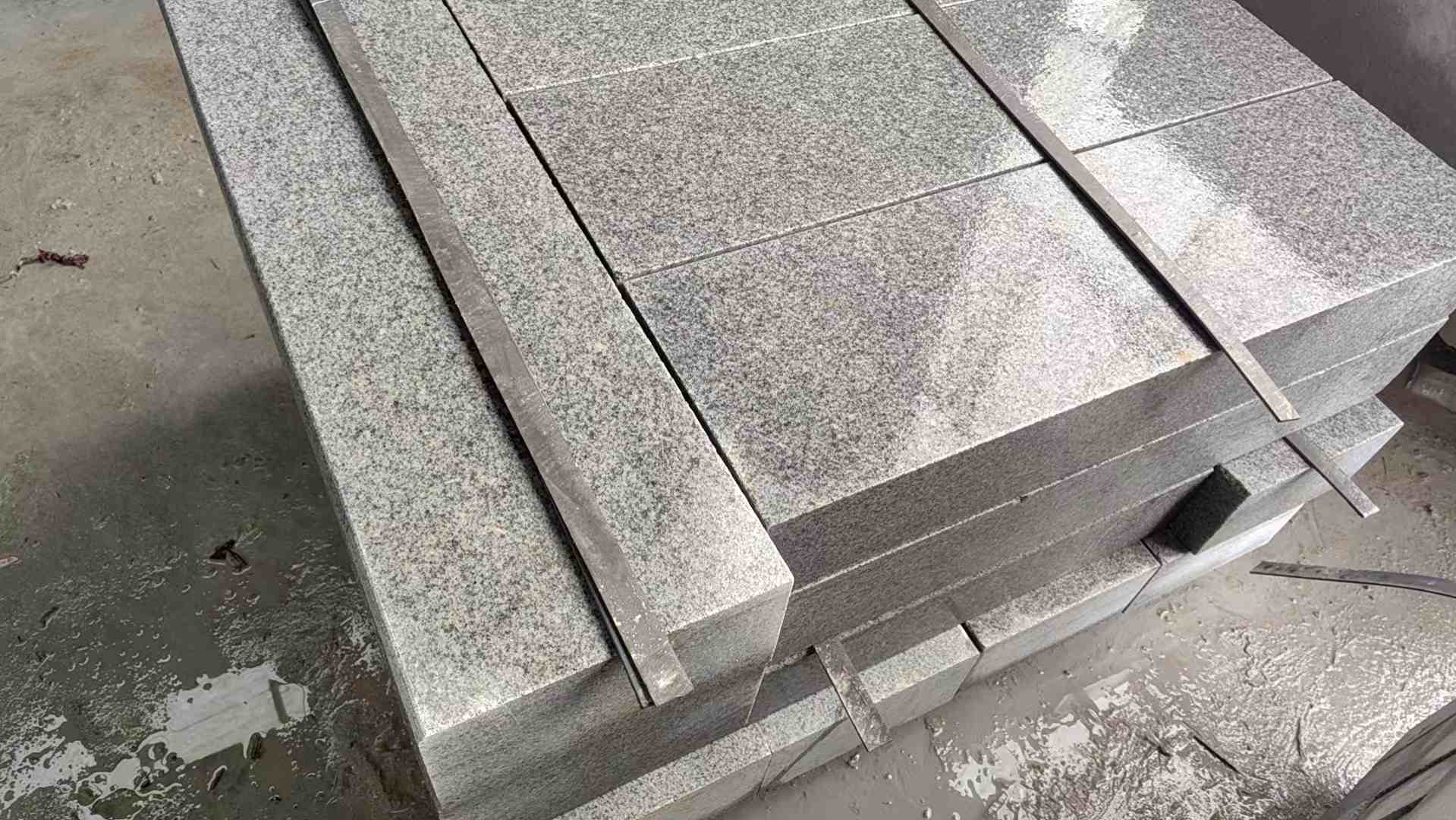 柳州芝麻灰 芝麻白 路牙石 路侧石 马路牙子